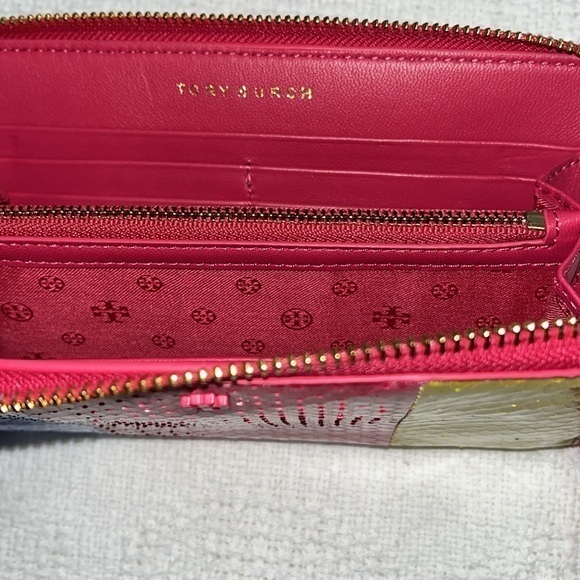 Tory Burch multicolored snake skin embossed like new wallet - Picture 9 of 10